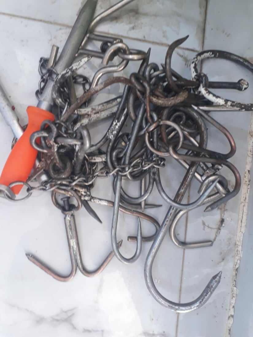 لە ناحیەی شۆڕش بڕێکی زۆر جگەری بەستوو دەستی بەسەرداگیرا