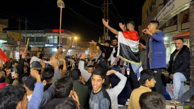 شباب هيت كلهم في الشوارع والدبكات اليوم حتى الصباح (فيديو)