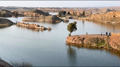 فيديو من كفري: بحيرة “باو شاسوار” تختفي خلف التلال.. وتجمع السكان عند المساء