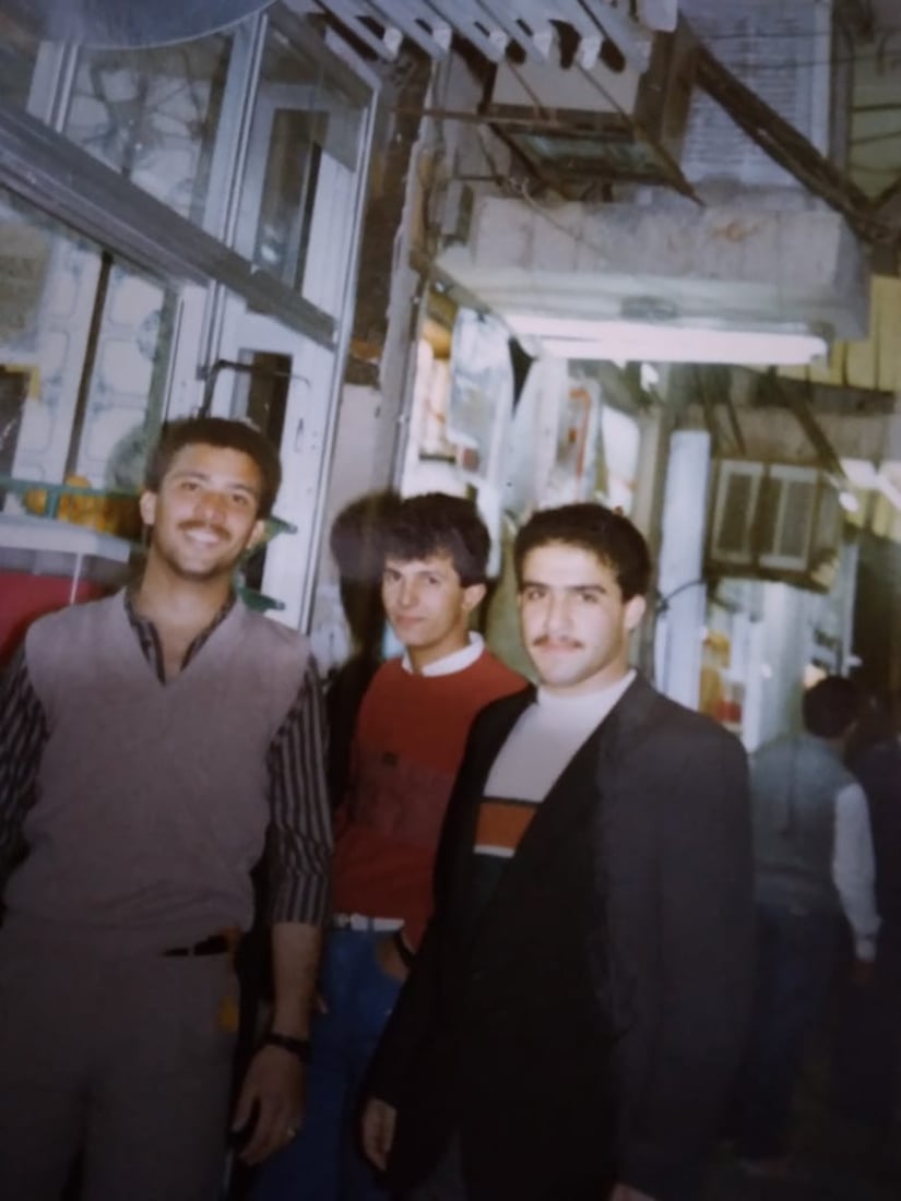 ذكريات شطيرة الجبن.. “شربت الحاج صالح” وسرّ الوصفة بفرع جديد في بغداد