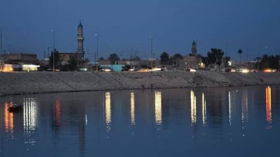 مصرع شرطيين في حادث تصادم بين 3 سيارات على طريق العزيزية بغداد