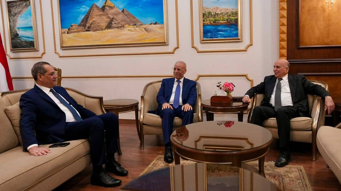 وزير الخارجية يصل القاهرة للمشاركة باجتماعات الجامعة العربية