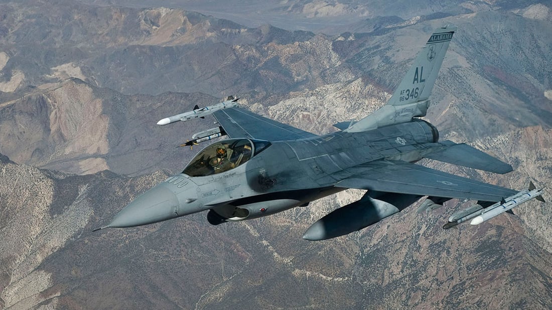 ئەمریکا رێکەوتنی فرۆشتنی 40 فڕۆکەی F16ی بە تورکیا واژۆکرد