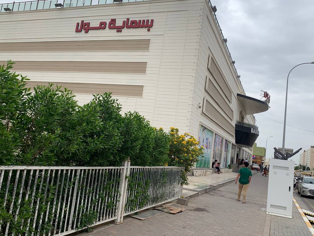 أهل بسماية يجمعون التواقيع لبناء “مول” آخر داخل المجمع.. الحالي لا يكفي (صور)