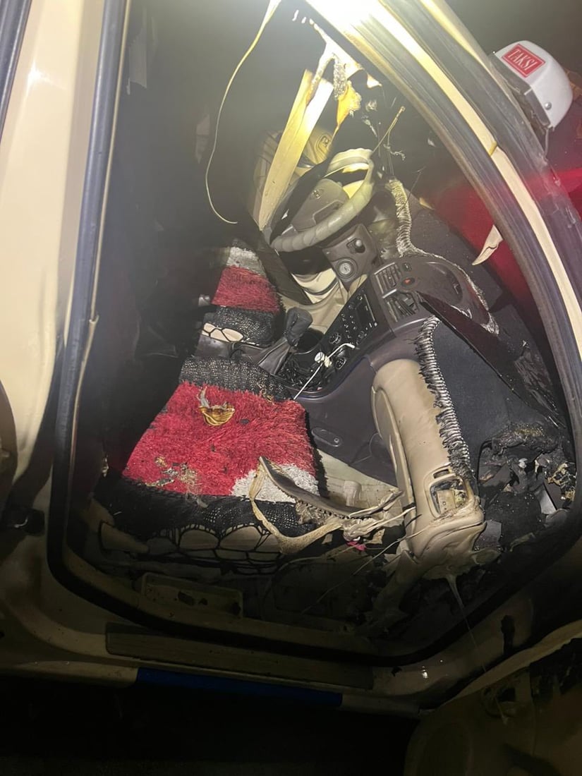 ئاگر هەناوی تاکسییەکی سووتاند