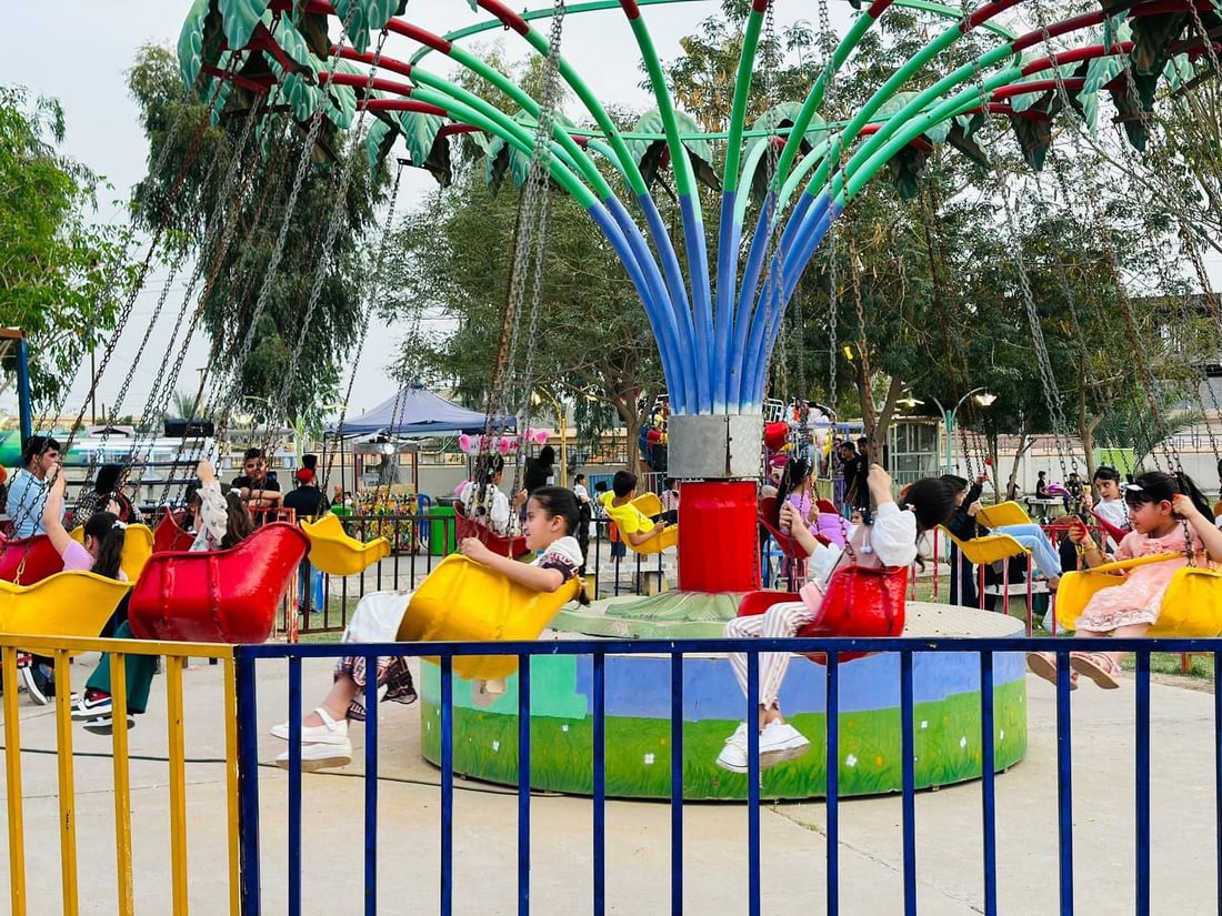 “تعالوا إلى الرمادي.. الأجواء رائعة”.. ملاهي السندباد عيد للكبار والصغار (صور)