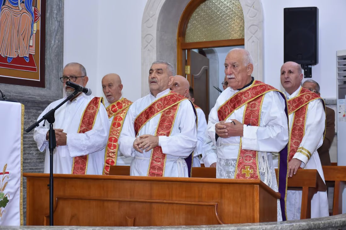 Photos: Somber Christmas Mass in Hamdaniya