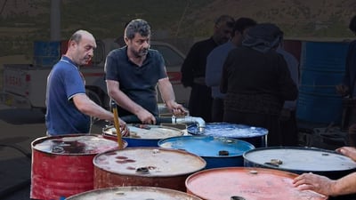له‌ناو وه‌رزى به‌هاردا نه‌وتى زستان له‌ پیره‌مه‌گروون نه‌وت دابه‌ش ده‌كرێت