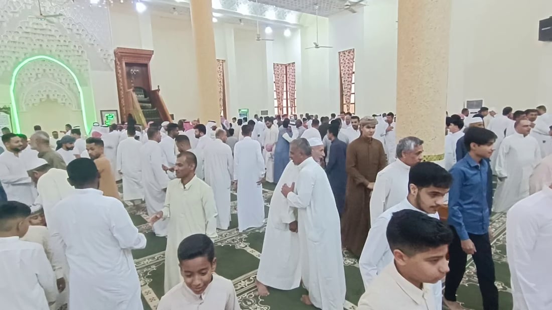 شاهد صلاة العيد في الفاو.. الخطيب حذر من المخدرات ودعا إلى ترك منصات التواصل