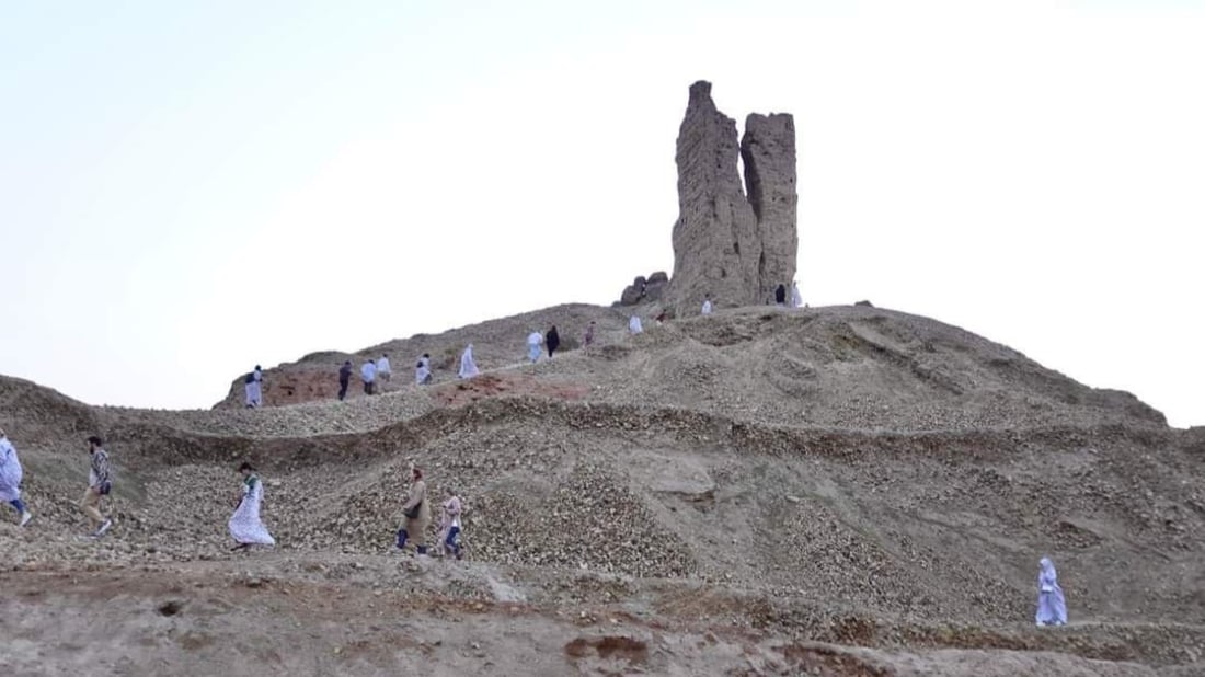 بورسيبا آثار مجهولة جنوب بابل.. حيث مقام إبراهيم يجذب العراق والعالم (صور)