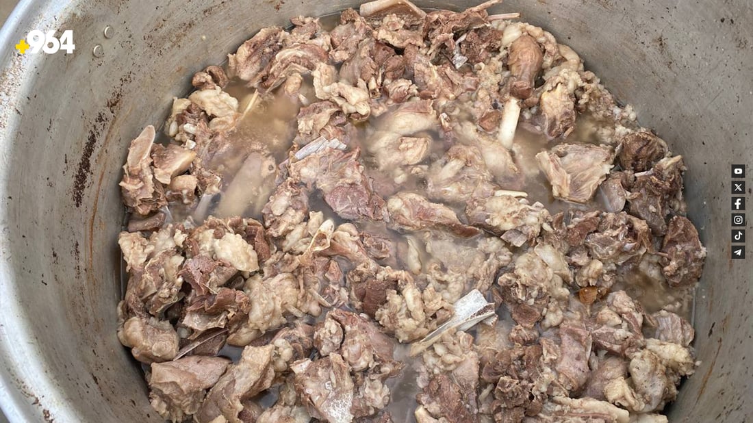 گەنجێکی دهۆک بەخۆڕایی خواردن دەداتە کرێکاران