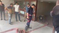 الدفاع المدني يخمد حريقاً داخل مخزن القرطاسية في علوم ...