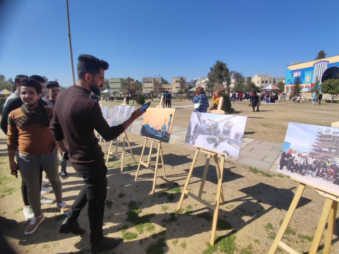صور: طلبة جامعة الموصل يتنافسون في التعرف على آثار مدينتهم بتقينة الـ”3D”