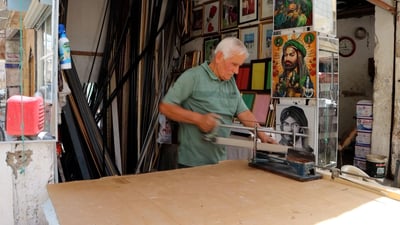 مهنة نادرة مازالت تعيش في بعقوبة.. أصوات أدوات أبو عزت لن تتوقف (فيديو)