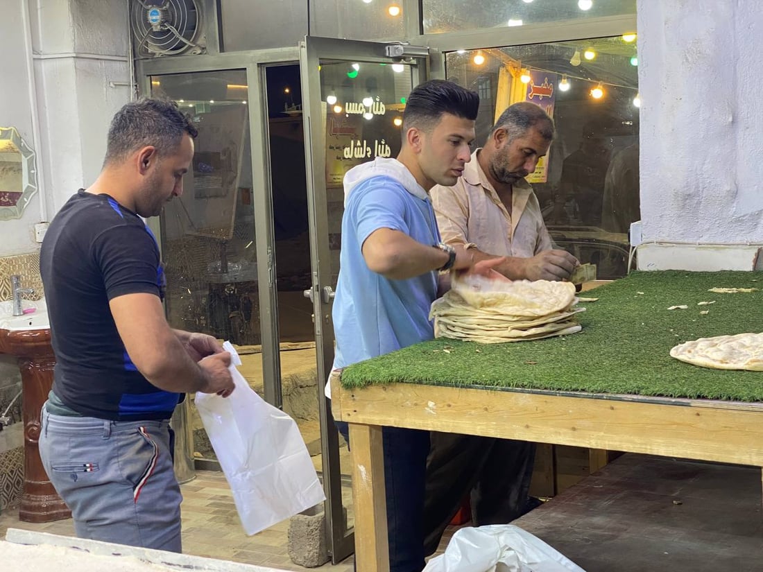 التنور نجفي والطريقة كردية.. هيت لا تشتري الخبز إلاّ من “البشير” (صور)