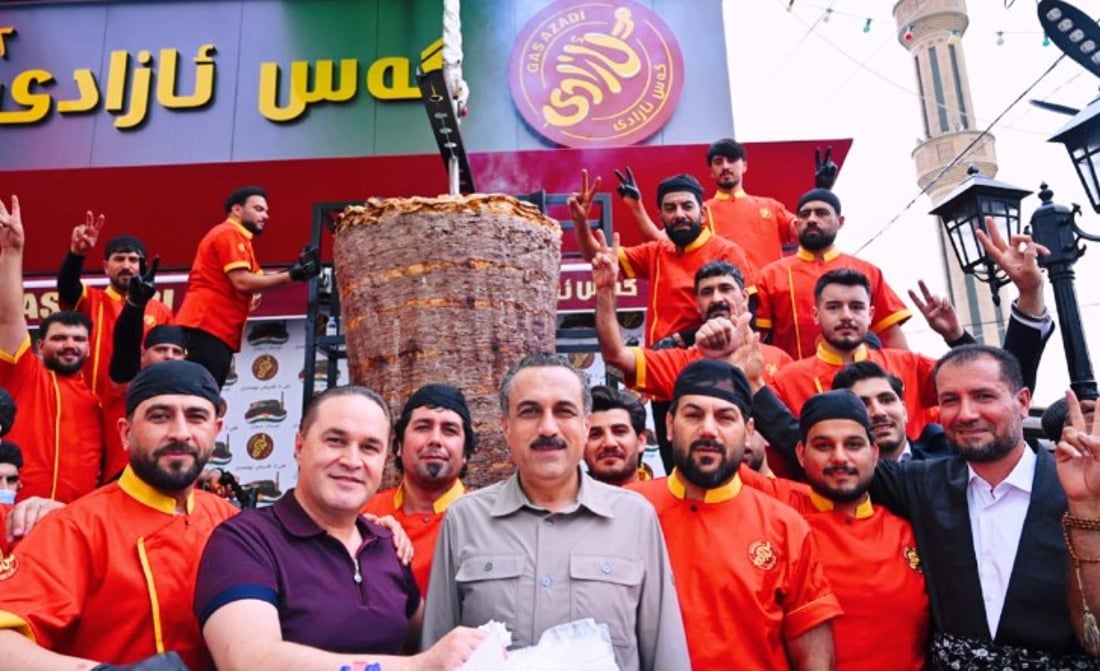 گەورەترین شیشی گەس لەسەر ئاستی جیهان لە هەولێر ئامادەکرا
