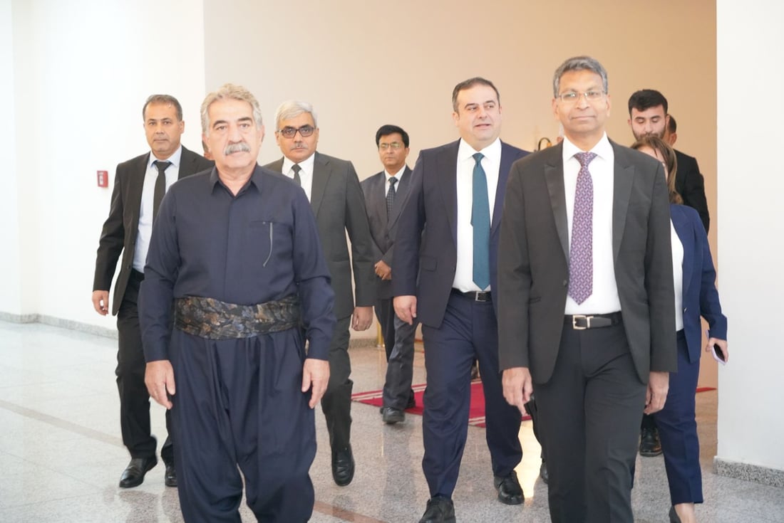 هیندستان ژمارەیەک ئالەتی میوزیکی پێشکەش بە هەڵەبجە کرد