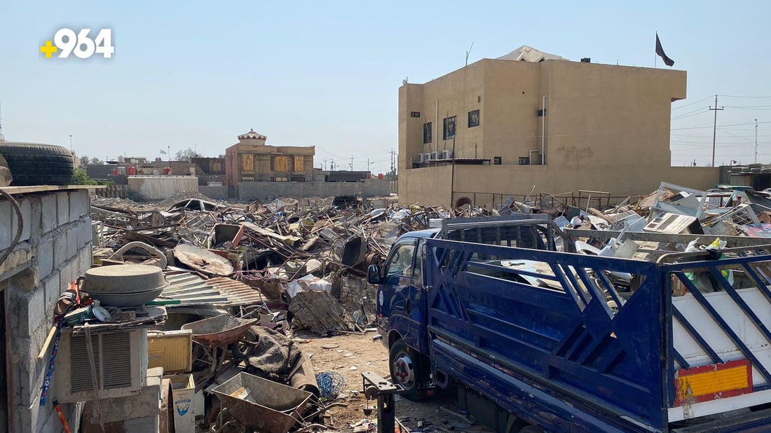 صور من علوة المعادن في أبو الخصيب: تشتري من “الجوالين” وتبيع لمعمل البصرة