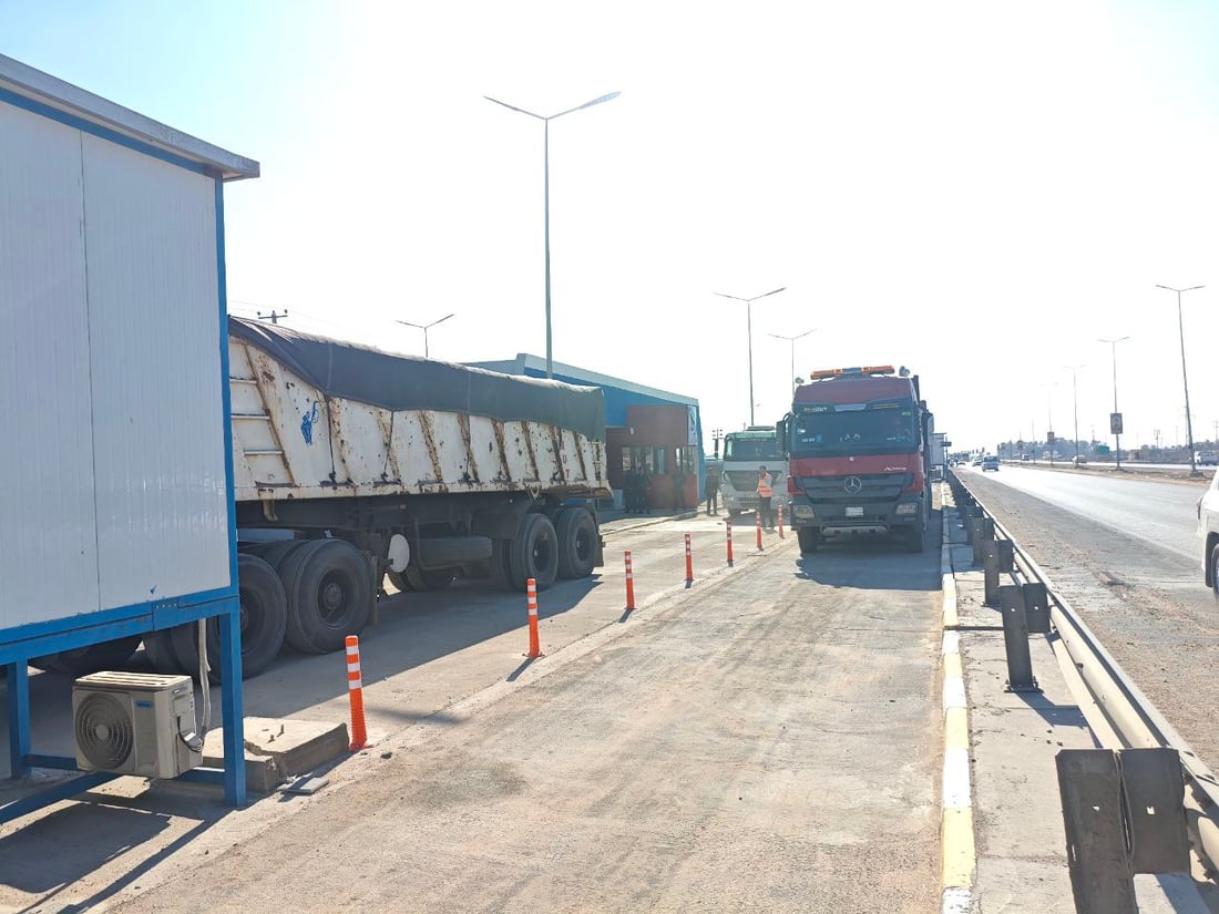 بابل تفحص أوزان الشاحنات بـ3 محطات جديدة والسواق يطالبون بمهلة (صور)