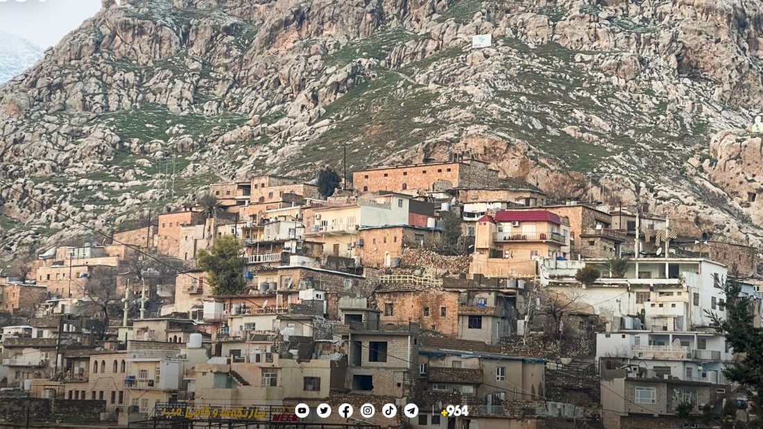 3500 من شباب كردستان يصعدون الى جبل عقرة بمشاعل النار لإيقاد شعلة نوروز المركزية