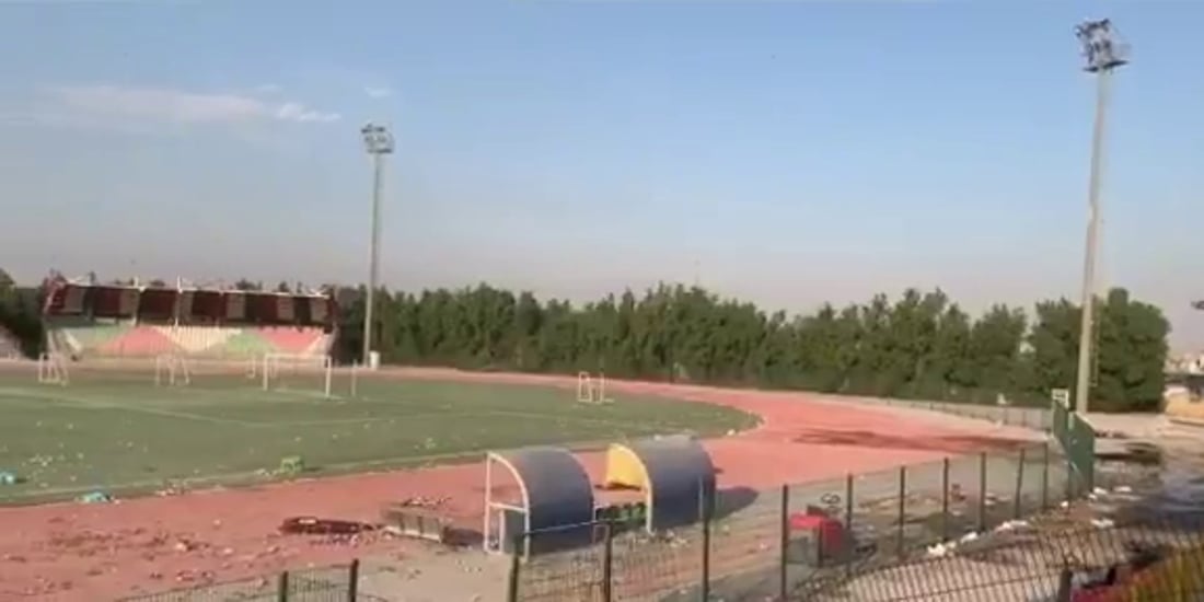 غضب في الزبير بعد زفاف أحد شيوخ السعدون في ملعب المدينة (صور)