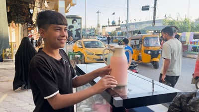 فيديو: جنسية حسون سعرها مليون.. طفل يبيع الشاي لجمع المبلغ ويناشد الداخلية!