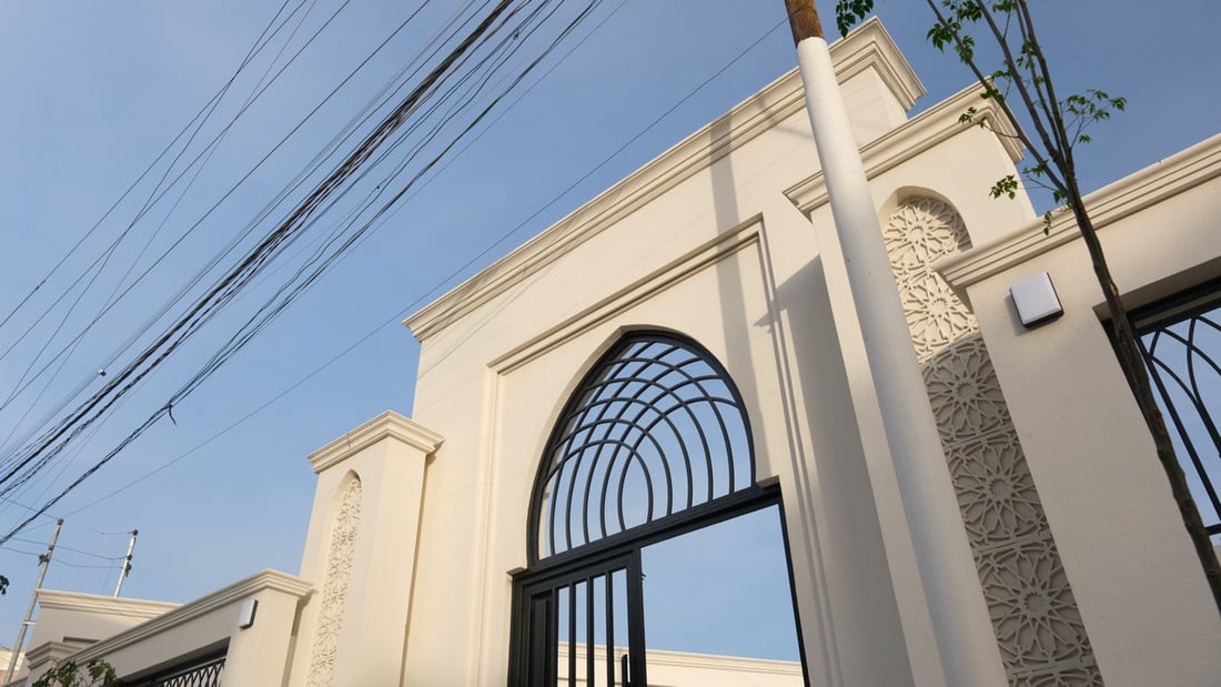 الفلوجة تنفذ وصية العلامة الكبيسي وتفتح جامعاً كبيراً في حي الشهداء (صور)