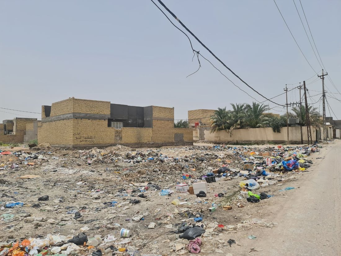 صور: حي الجامعة في السماوة لا يعرف الخدمات ولا النظافة.. “النزفية وشيكة”!