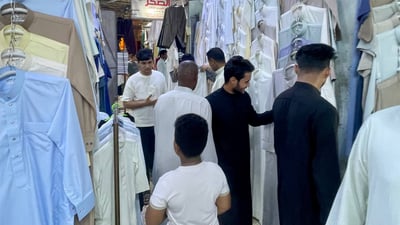 مدن شمال البصرة حتى الجبايش تعتمد على دشاديش القيصرية في المْدينة (صور)