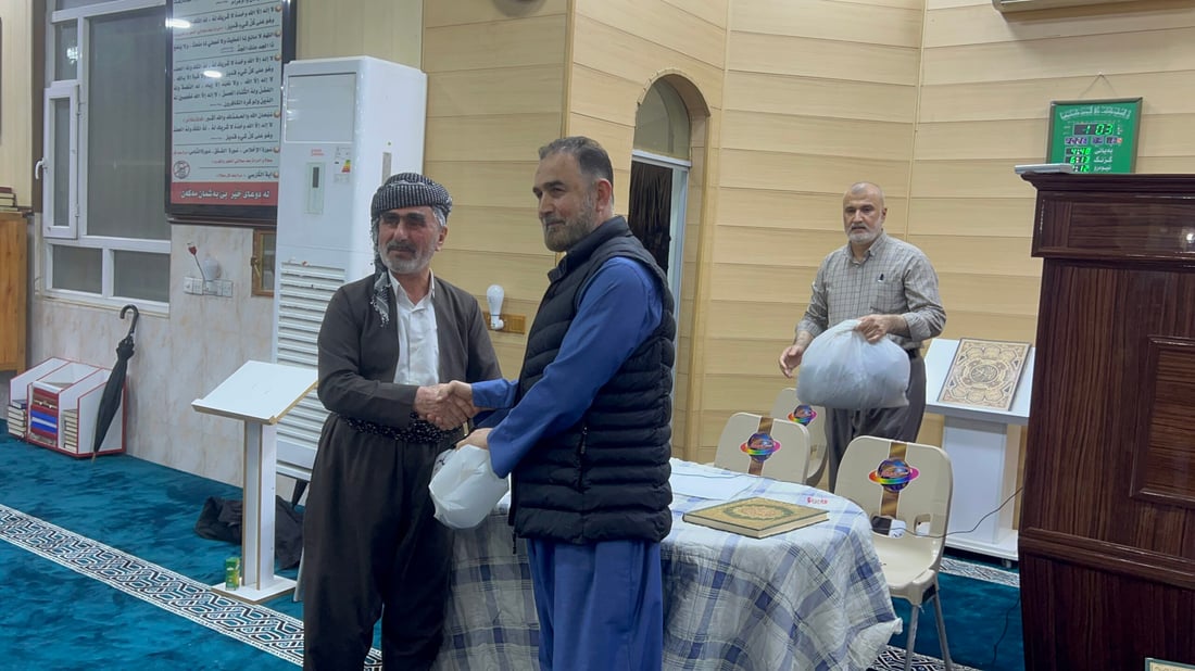 لە کەلار 14 ژن و پیاو قورئانی پیرۆزیان لەبەرکردووە و خەڵاتکران