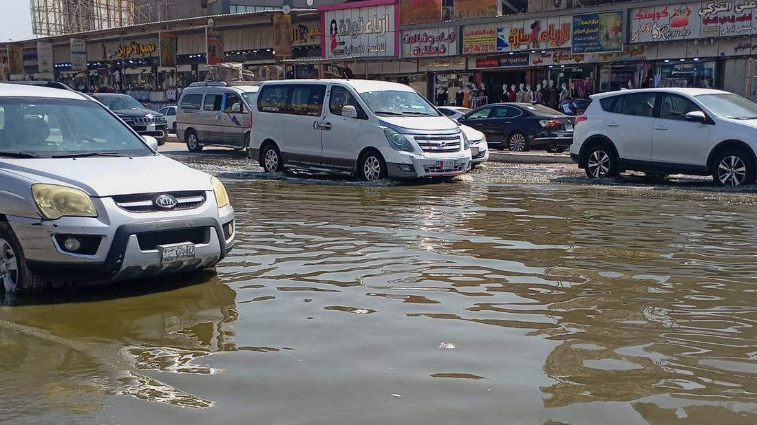 صور: قلب البصرة التجاري غرق بالمجاري وانقطعت الأرزاق