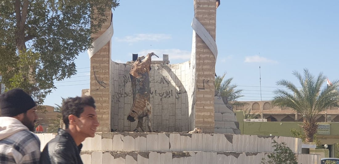 الرميثة: حصان “ثورة العشرين” لم يقاوم أمطار المثنى.. والبلدية تنقله للصيانة (صور)