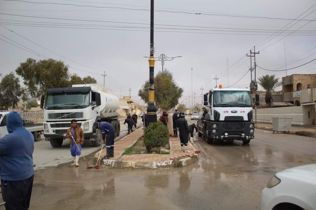 تلعفر: الأهالي والبلدية يطلقون حملة لتنظيف المدينة من الأنقاض (صور)