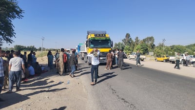 شۆفێرانی بارھەڵگری مەرزی پەروێز خان مانیان گرتووە