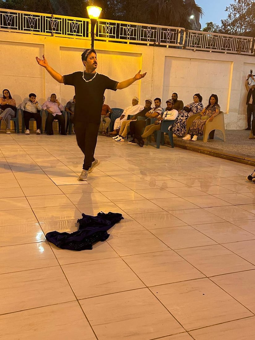 صور: فرقة بصرية تبهر الحكام والجمهور في مصر وتحصد 6 جوائز عن مسرحية “فوبيا”