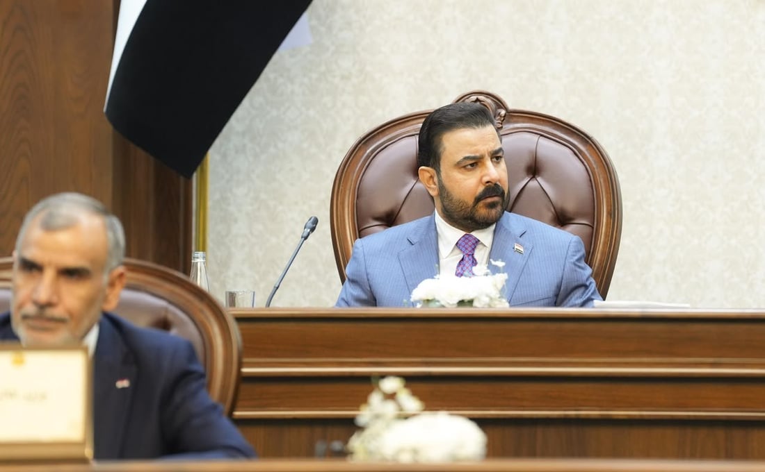 الزيدي أمام البرلمان: 3 خيارات كانت أمامنا.. الادخار أو تأخير الرواتب أو الديون (محدث)