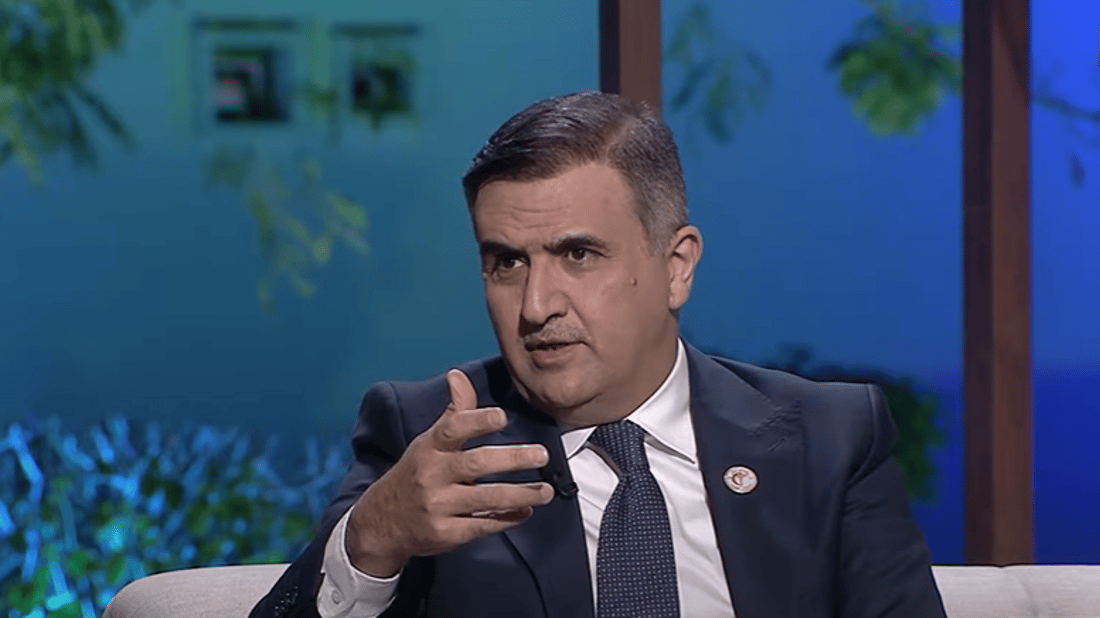 نقيب الأطباء غير مرتاح للذكاء الاصطناعي وقلق من “كارثة” كليات الأسنان