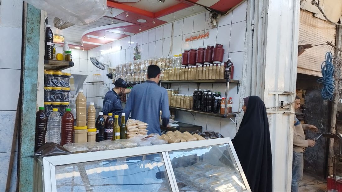 بصمات “آل بيعي” باقية في سوق الحلة الكبير.. أسطوات الدبس والراشي والخل منذ قرن