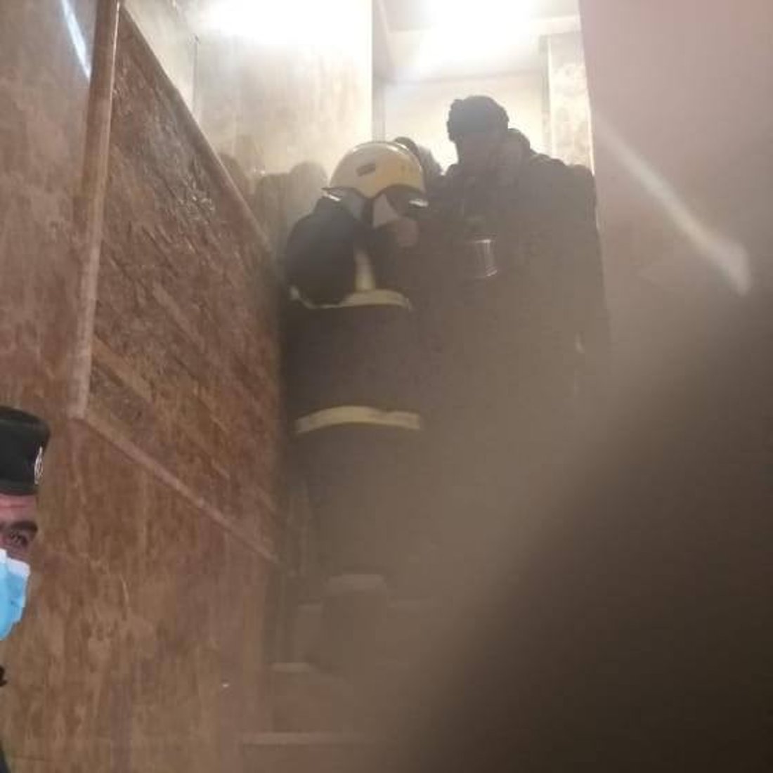 كربلاء قبل قليل: فرق الدفاع المدني تخمد حريقاً في فندق “درة المخيم” (صور)