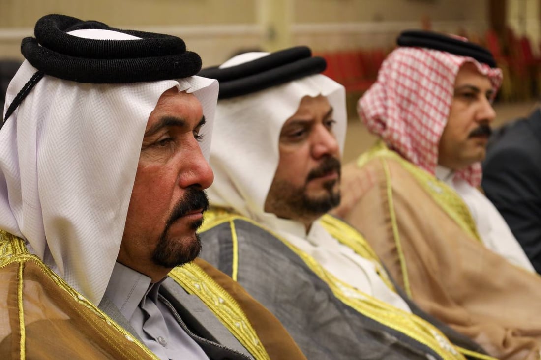 العامري لشيوخ البصرة: العراق حكومة وشعباً وسياسيين مع إيران (صور)