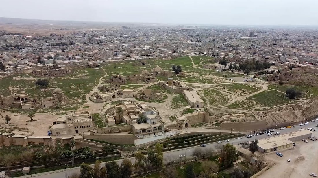 شابان طعنا صديقهما داخل سيارة في كركوك والشرطة تعرفت عليهما عبر الكاميرات