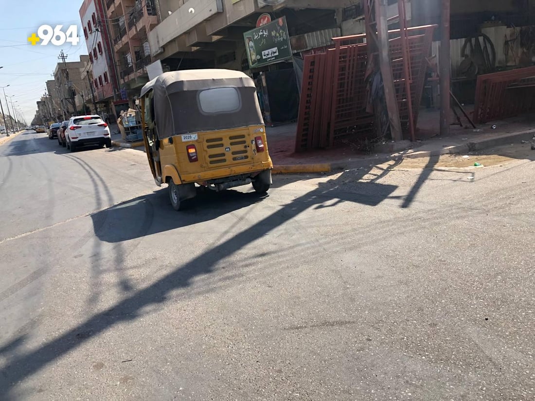 الأهالي يهربون من “الفوضى”.. البياع تريد منع “التكتك” مثل السيدية (صور)