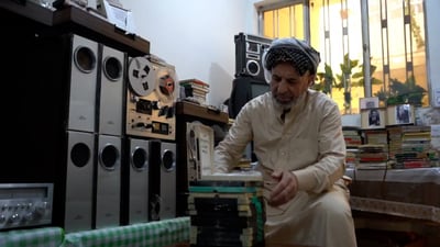 “أحبك وأكره أطباعك”.. موصلي في عشق خاص للعمارة ويحفظ كل أصوات الجنوبيين!