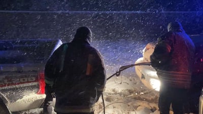 بەفر رێگای نێوان ئیدارەی سۆران و راپەڕینی داخستووە