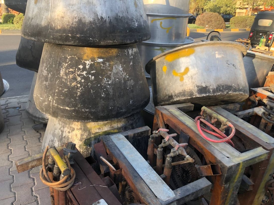 صور من كواليس وليمة عاشوراء في شارع فلسطين: 450 قدر “تمن وقيمة” هذا العام