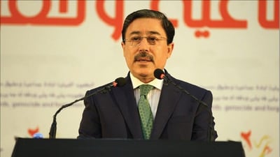 Central Bank governor warns of chronic deficit, says Iraq may need foreign loans