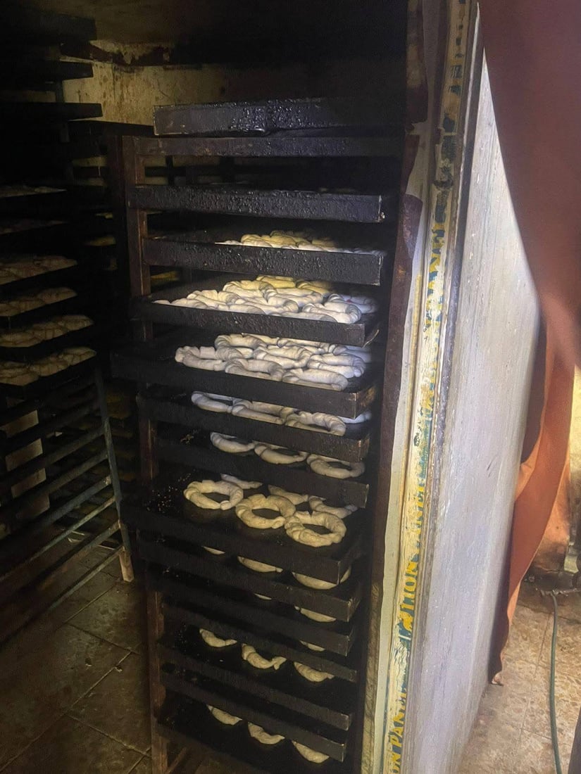 صور: إغلاق مطاعم وأفران مخالفة في مدينة النجف القديمة