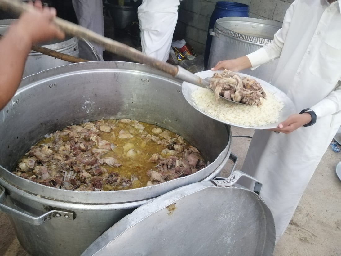 طباخ ربيعة الأشهر ياسر الجرجري: طبخت 1200 كيلو لحم بسهرة واحدة (صور)