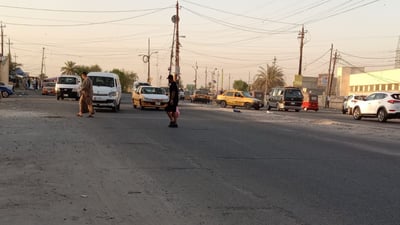 فيديو: آليات البلدية تدخل للمرة الأولى شوارع في المشتل لإصلاح طسات عمرها 3 عقود