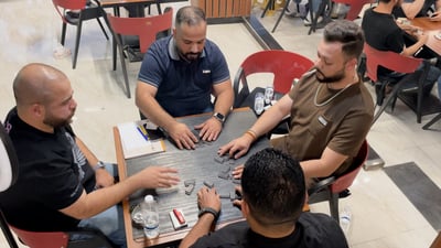 “المناغة” ممنوعة والتفليش بقوانين.. اليرموك تستضيف بطولة بلعبة “الدومنة”